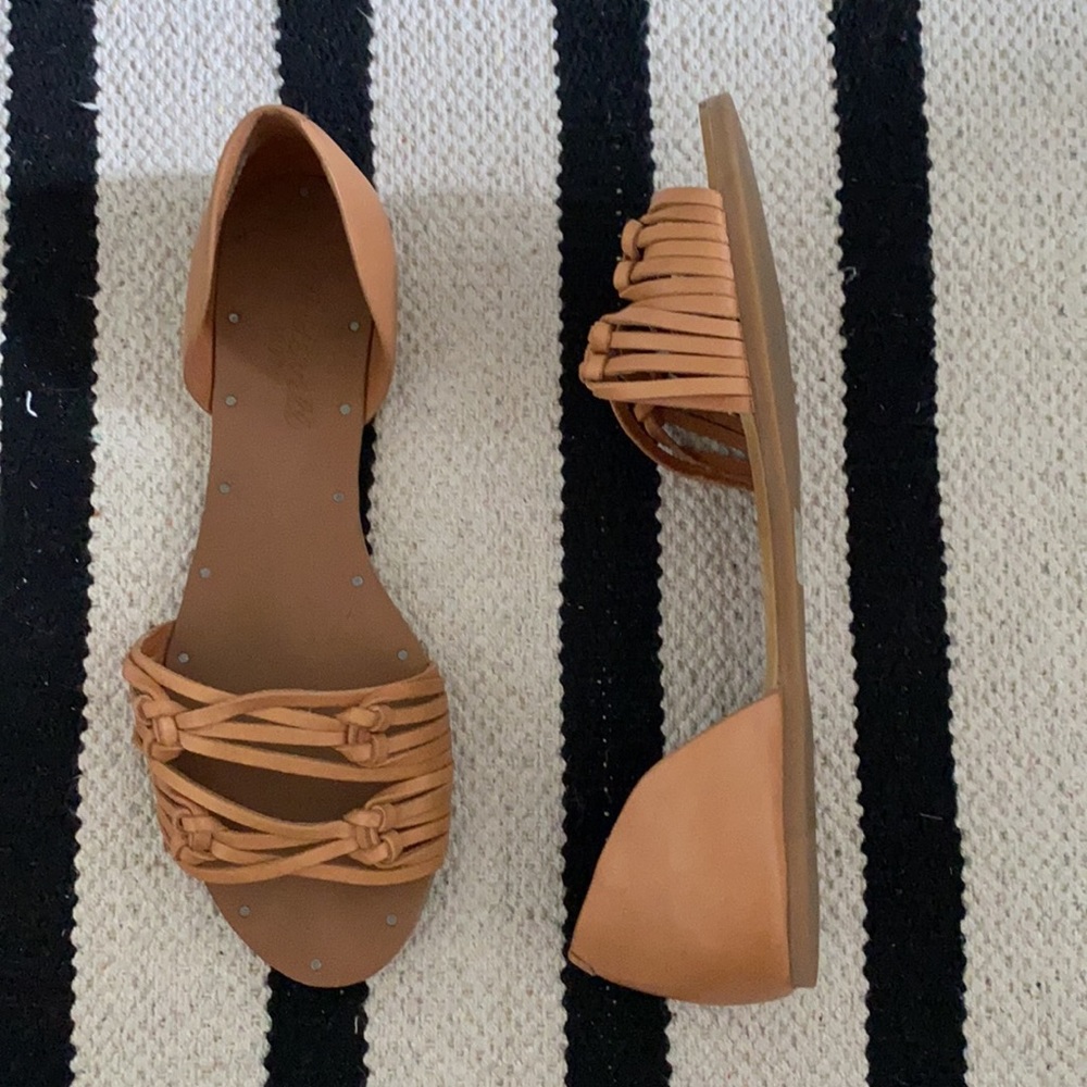 Madewell Knotted Flat Sandal in Castle Brown